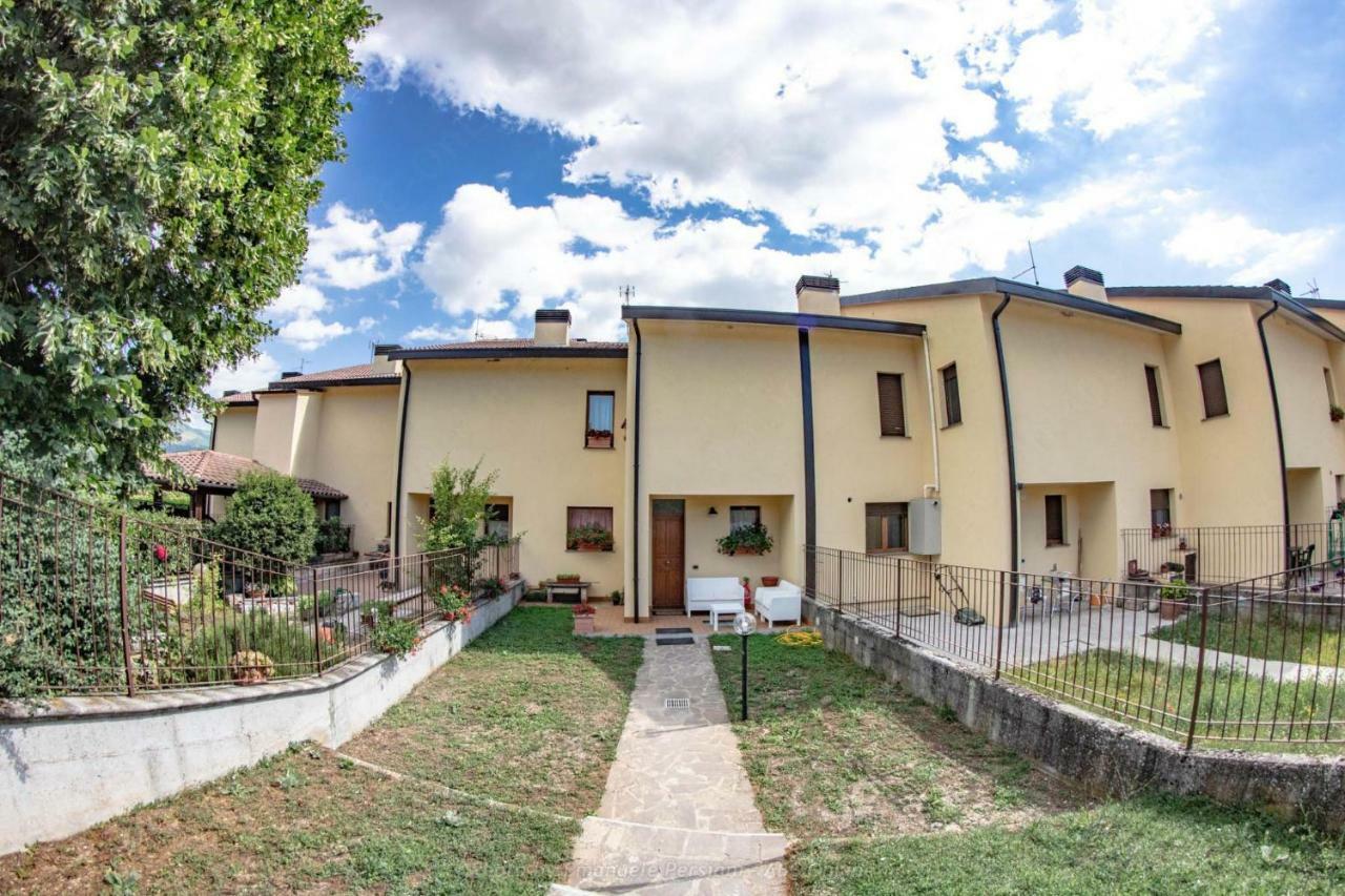 Casa Vacanze Nonna Angela Νόρτσια Εξωτερικό φωτογραφία
